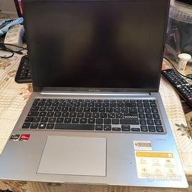 scocca notebook ASUS M1605Y con batteria e display