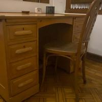 Scrivania in rovere anni 50