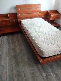 Letto singolo con comodini 