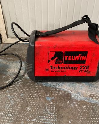 Saldatrice inverter Technology 228 CE/GE Telwin