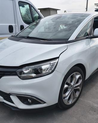 Ricambi Renault Scenic 2019