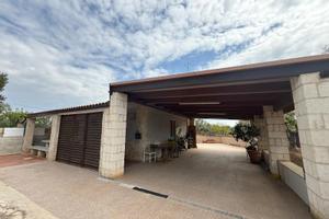 Villino in campagna uso deposito terreno recintato