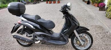 Piaggio beverly 500