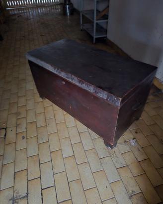 Baule da restaurare