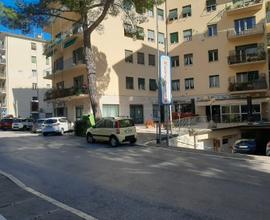 Negozio in zona centrale