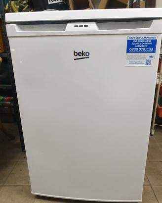 CONGELATORE VERTICALE  BEKO