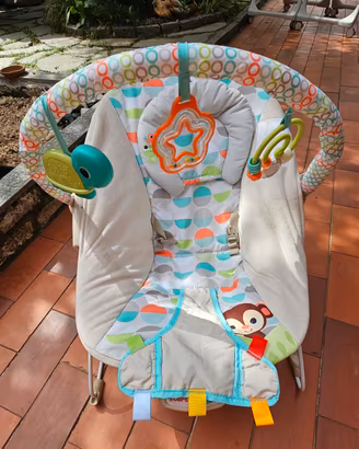 Seggiolina gioco neonato