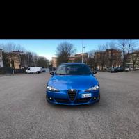 Alfa romeo 147 blackline