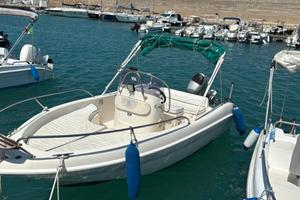 Barca ta Mare jaguar 17 completa