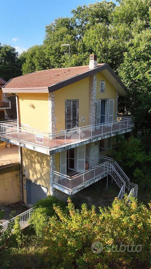 VILLA SINGOLA A PIETRASTORNINA - Vista 2