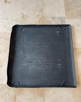 Vasca bagagliaio Audi A4