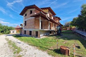 Villa a schiera Tornimparte [Cod. rif 3341382VRG]