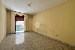 3 LOCALI A PORTICI