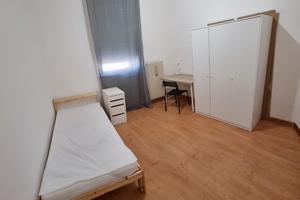 Camera singola per ragazza - zona Corso Padova