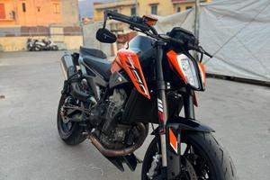 Ktm Duke 790