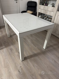 Tavolo allungabile stones