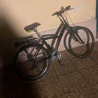 Bici nera  amortizata anteriore