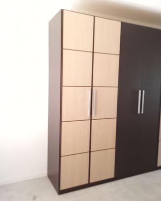 Armadio guardaroba con cassettiera e 2 comodini