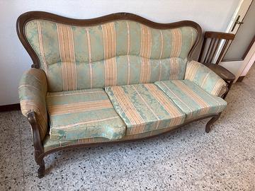Divano antico vintage