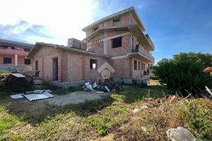 VILLA SINGOLA A GUIDONIA MONTECELIO