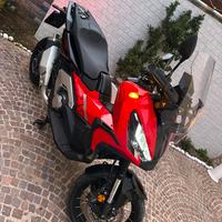 HONDA X-ADV 750 special edition zero sinistri