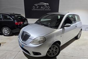 Lancia Ypsilon 1.2 Oro Bianco