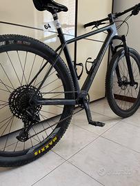 MTB Megamo factory 29” CARBONIO