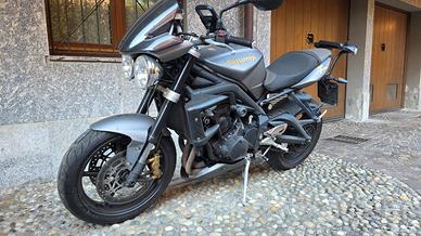 Triumph Street Triple - 2010