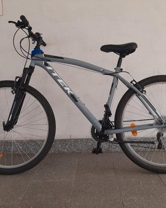 bici - mountain bike - grigia