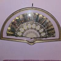 Ventaglio in seta dipinta con teca, fine '800

