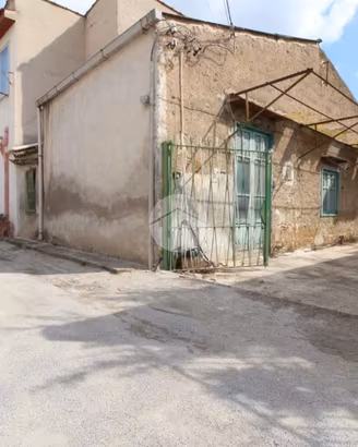 2 LOCALI A PALERMO