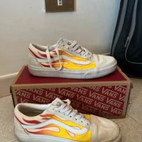 Vans con fiamme