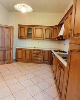 Cucina angolare legno massello