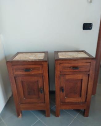comodini d'antiquariato 