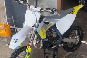 Husqvarna tc 85 2024 vend o scambi con 125