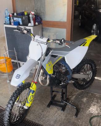 Husqvarna tc 85 2024 vend o scambi con 125