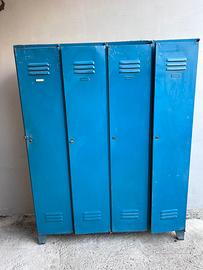 Armadietto stile industriale anni 60