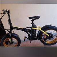 Bicicletta con pedalata assistita