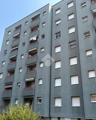 2 LOCALI A MILANO