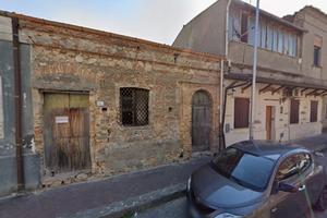 Casa Indipendente da ristrutturare