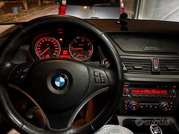 BMW X1 E84 Sdrive 8D futura