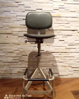 sgabello sedia industriale vintage 