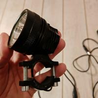 2 Fari potenti per Mtb o gravel con batterie