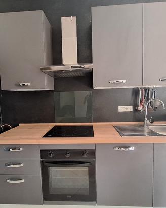 cucina usata poco Lunghezza cm 2.40