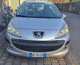 Peugeot 207 3.200 trattabili