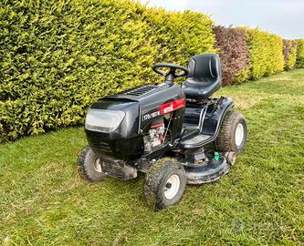 Trattorino Tosaerba Idrostatico