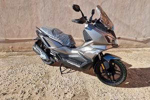 SYM ADX 300 ABS TCS E5+ Titanio - 2026 - Motor's