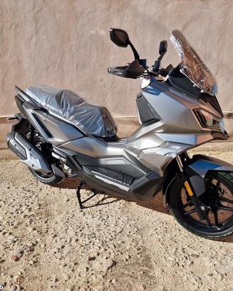 SYM ADX 300 ABS TCS E5+ Titanio - 2026 - Motor's