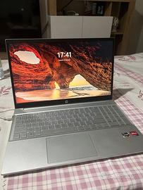 Computer portatile HP Pavilion Ryzen 7