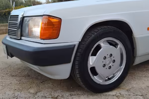 Mercedes 190E